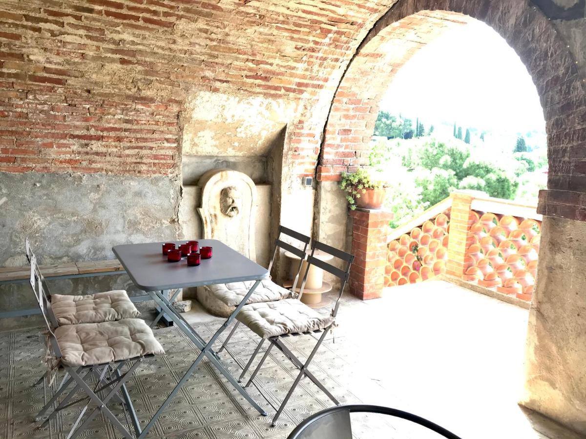 Studio De Charme Avec Grande Terrasse Vue Mer 르카스틀레 외부 사진